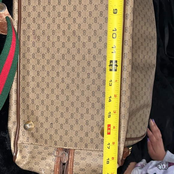 COPY - GUCCI SUITCASE!!! - Picture 9 of 10
